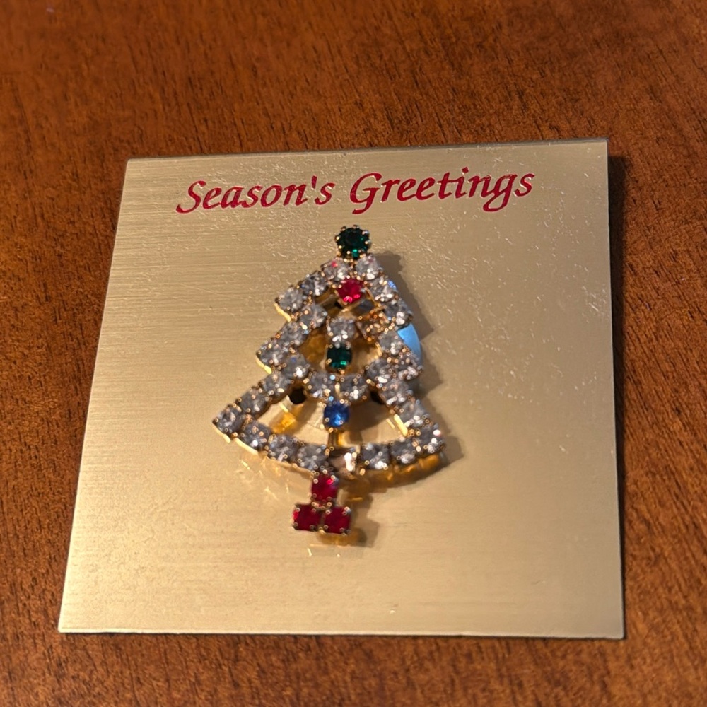 Christmas tree brooch‎